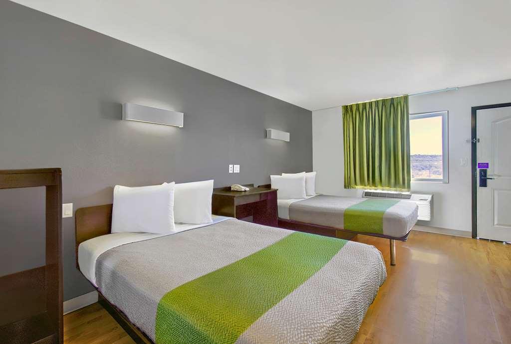 Studio 6 Victorville - Apple Valley Room photo